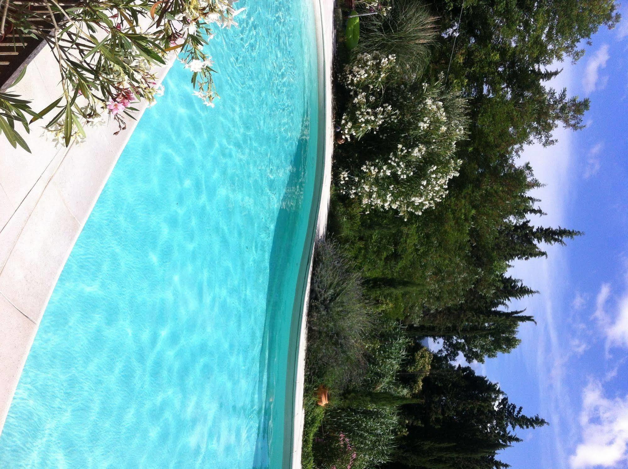 Villa Arianna B&B Lari ภายนอก รูปภาพ